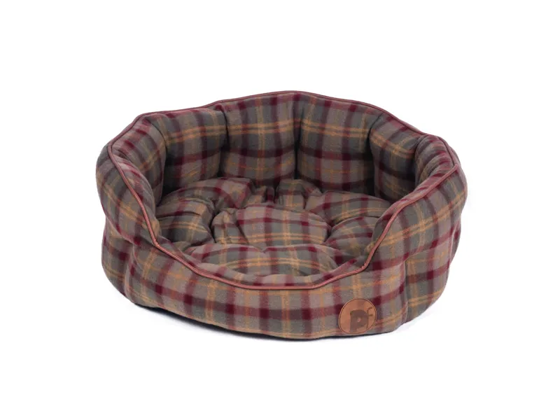 Petface Country Check Oval Bed in Small-1
